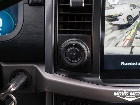 Used 2024 Ford F150 XLT image 24