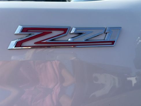 Used 2020 Chevrolet Silverado 2500 LTZ w/ LTZ Premium Package AWD/4WD image 9