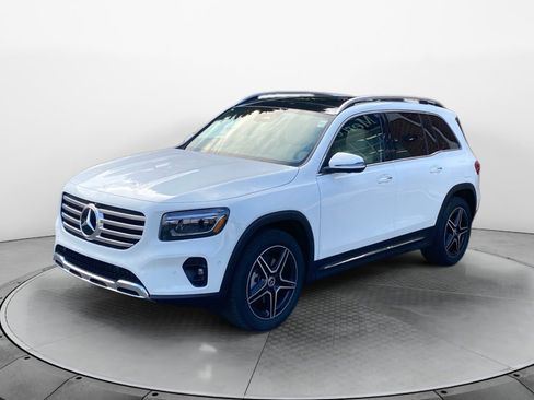 New 2026 Mercedes-Benz GLB 250 4MATIC image 3