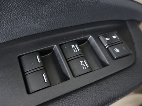 Used 2018 Honda Pilot EX-L image 39