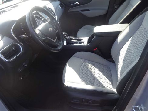Used 2022 Chevrolet Equinox LT image 13