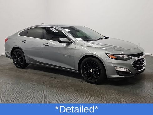 Used 2024 Chevrolet Malibu LT FWD image 2