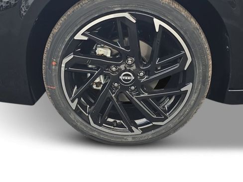 New 2026 Nissan Sentra SR w/ SR Premium Package FWD image 11