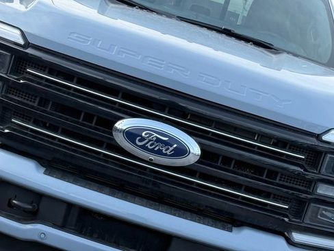Certified 2025 Ford F350 Platinum image 26