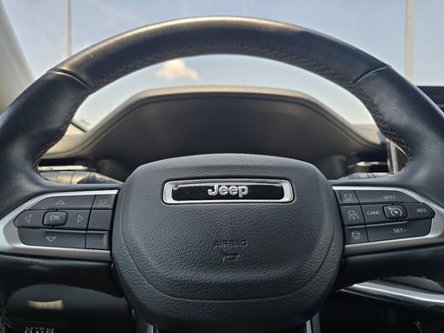 Used 2022 Jeep Compass Limited AWD/4WD image 26