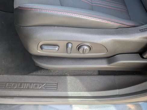Used 2023 Chevrolet Equinox RS AWD/4WD image 14