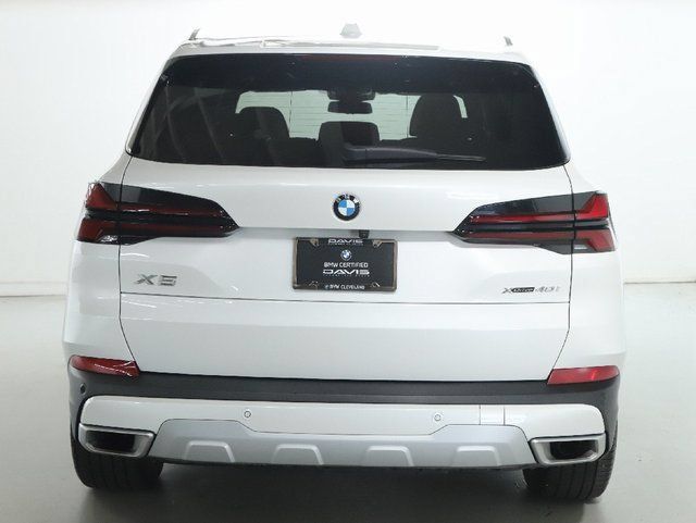 Used 2025 BMW X5 xDrive40i AWD/4WD image 45