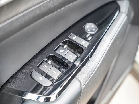 Used 2023 Kia Sportage X-Line w/ X-Line Premium Package image 19