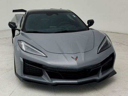 Used 2025 Chevrolet Corvette Z06 w/ Battery Protection Package image 2