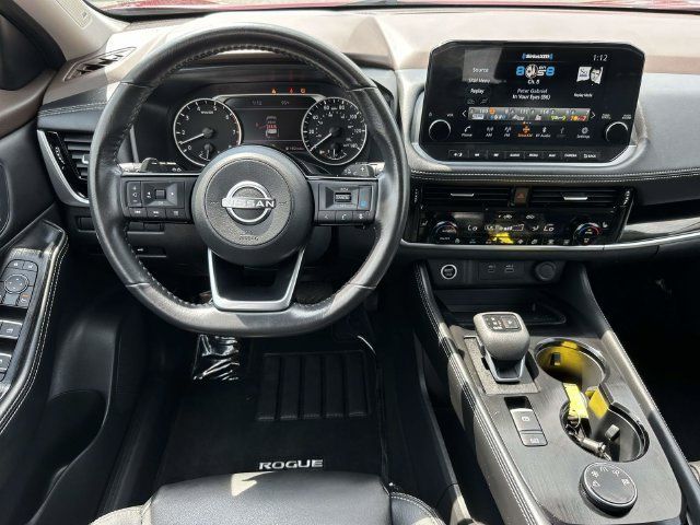 Used 2023 Nissan Rogue SL w/ SL Premium Package AWD/4WD image 3