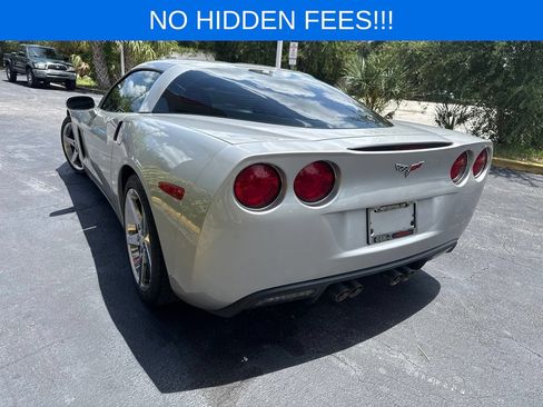 Used 2008 Chevrolet Corvette Coupe w/ Preferred Equipment Group RWD image 4