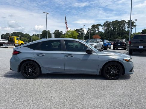 Used 2023 Honda Civic Sport image 8