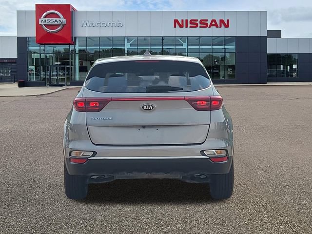 Used 2022 Kia Sportage LX AWD/4WD image 6