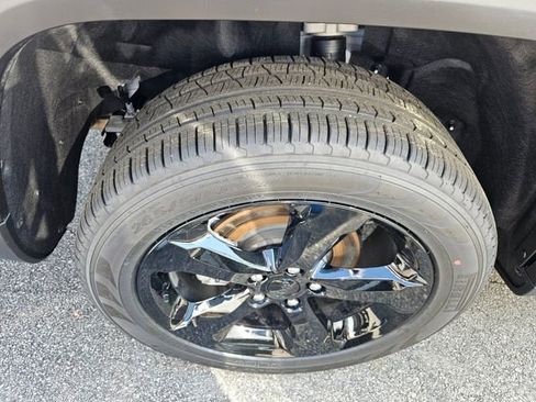 New 2026 Jeep Grand Cherokee Limited image 5