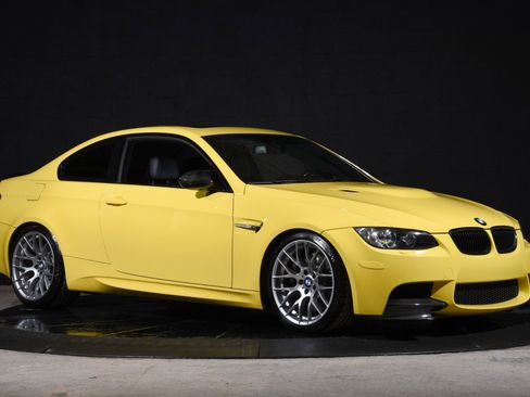 Used 2011 BMW M3 Coupe image 2