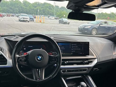 Used 2023 BMW XM w/ M Driver's Package AWD/4WD image 10
