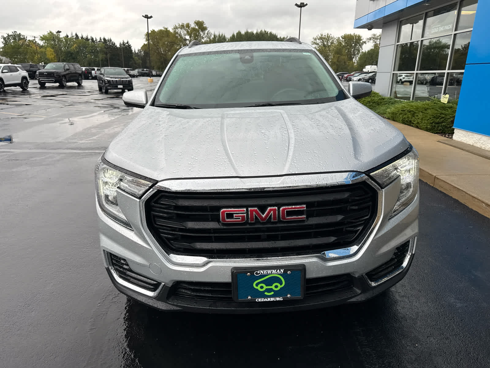 Certified 2022 GMC Terrain SLE w/ Driver Convenience Package AWD/4WD image 12