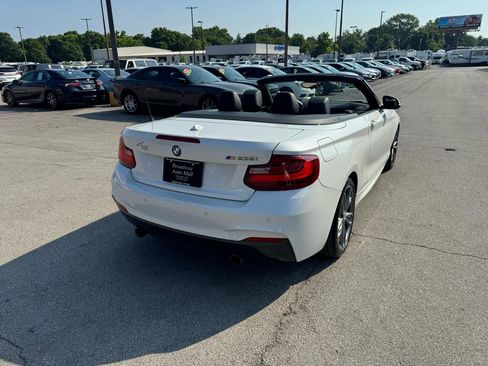 Used 2016 BMW M235i Convertible RWD image 3