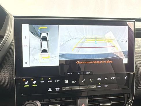 Used 2023 Subaru Solterra AWD image 26