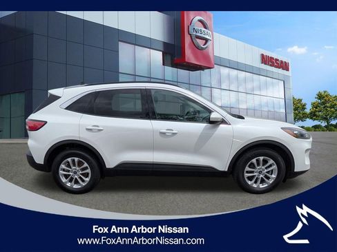 Used 2020 Ford Escape SE AWD/4WD image 6