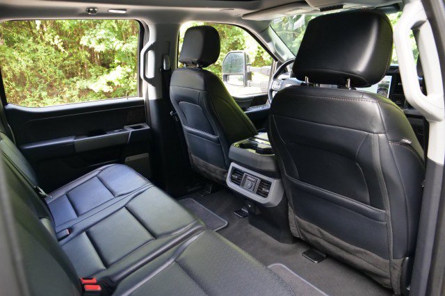 Used 2025 Ford F350 Lariat w/ Lariat Ultimate Package AWD/4WD image 48