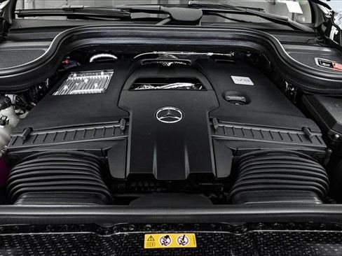 New 2026 Mercedes-Benz GLS 580 4MATIC image 26