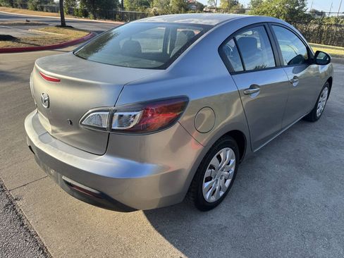 Used 2011 MAZDA MAZDA3 i Sport FWD image 7