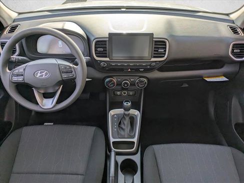 New 2026 Hyundai Venue SE image 17