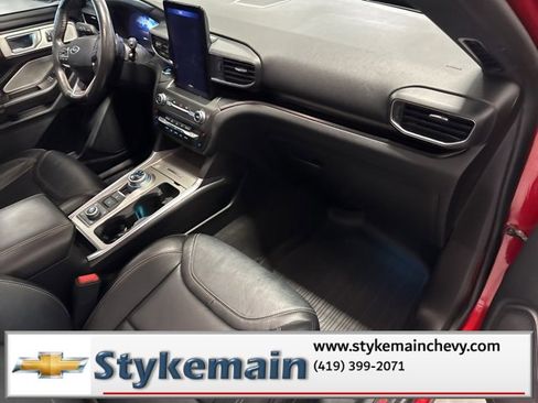 Used 2020 Ford Explorer ST w/ ST Street Pack image 25