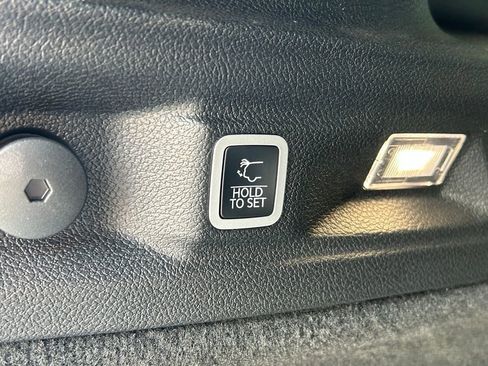 New 2025 Jeep Grand Cherokee L Overland w/ Rear Seat Video Group I image 42