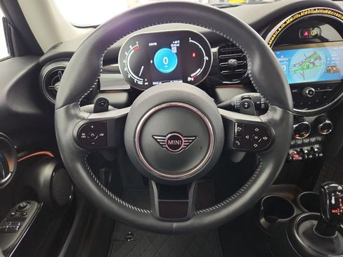 Used 2024 MINI Cooper S image 13