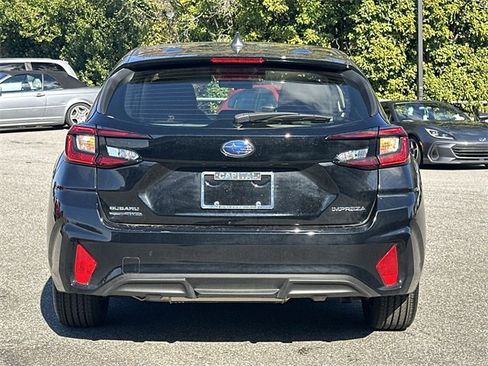 Certified 2025 Subaru Impreza 2.0i image 23