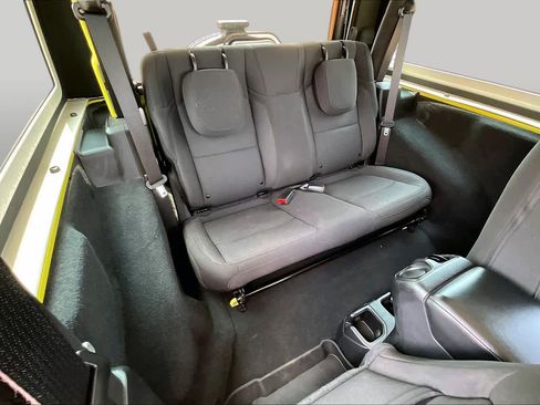 Used 2023 Jeep Wrangler Sport AWD/4WD image 17