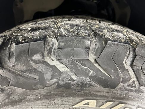 Used 2018 Ford Expedition Max XLT image 14