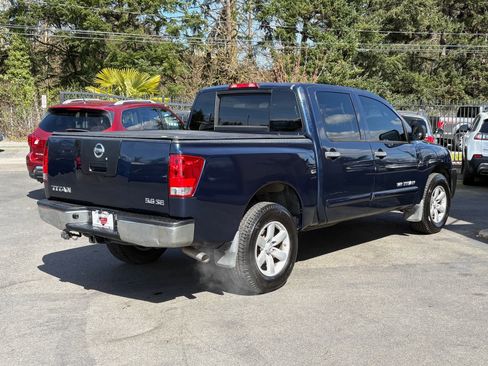 Used 2010 Nissan Titan SE AWD/4WD image 7