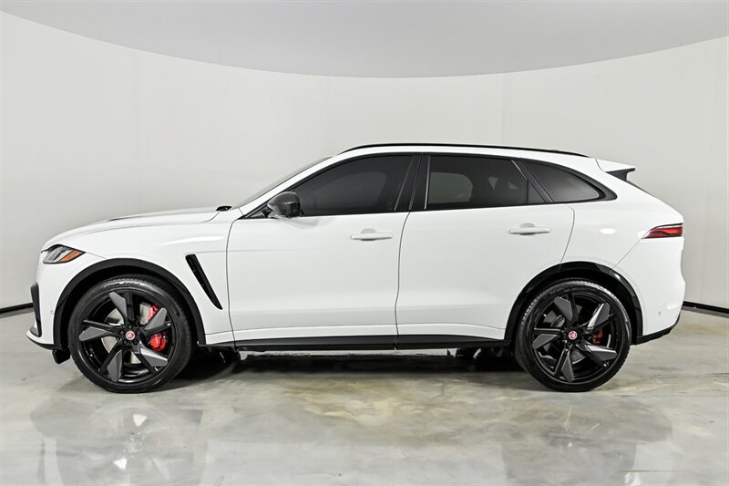 Used 2023 Jaguar F-PACE SVR AWD/4WD image 6