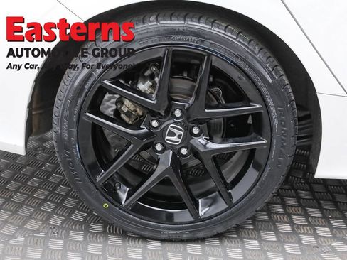 Used 2023 Honda Civic Sport image 29