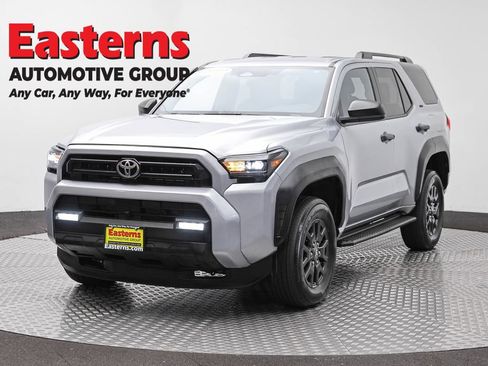 Used 2025 Toyota 4Runner SR5 AWD/4WD image 1