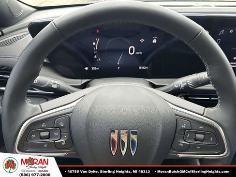 Used 2024 Buick Envista Sport Touring FWD image 22