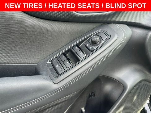 Used 2023 Subaru Forester Premium image 17