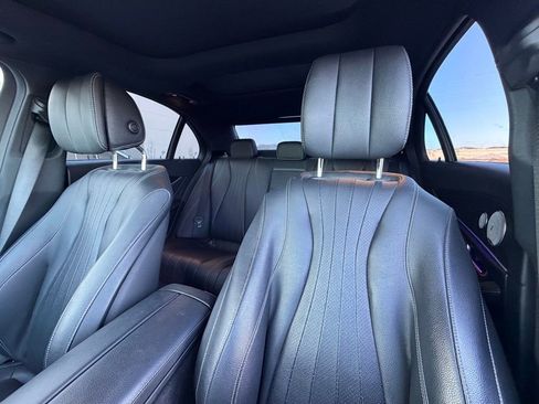 Used 2018 Mercedes-Benz E 300 E 300 image 11