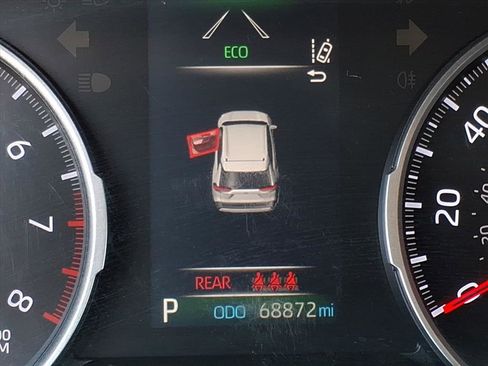 Used 2019 Toyota RAV4 XLE image 28