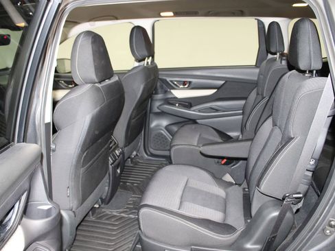 Used 2020 Subaru Ascent Premium w/ Convenience Package image 18
