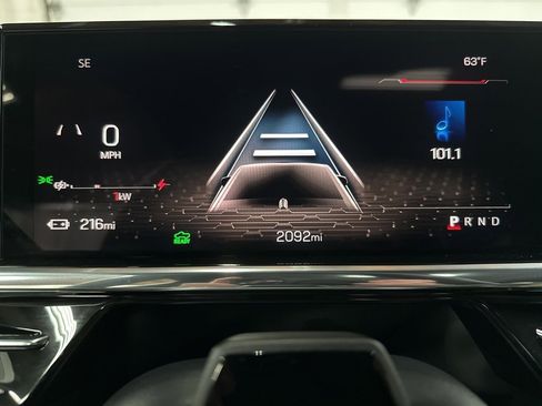 Used 2025 GMC Sierra EV Denali image 27