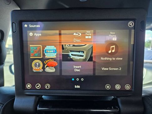 Used 2019 Chrysler Pacifica Touring-L Plus w/ Advanced Safetytec Group FWD image 43
