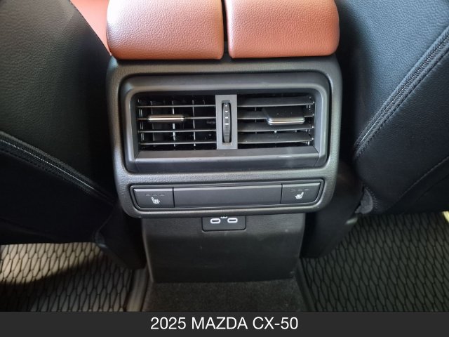 Certified 2025 MAZDA CX-50 2.5 Turbo w/ Weather Package AWD/4WD image 19