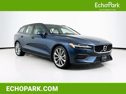 Used 2020 Volvo V60 T5 Momentum w/ Premium Package