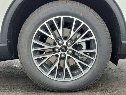 New 2026 Ford Escape SE image 9