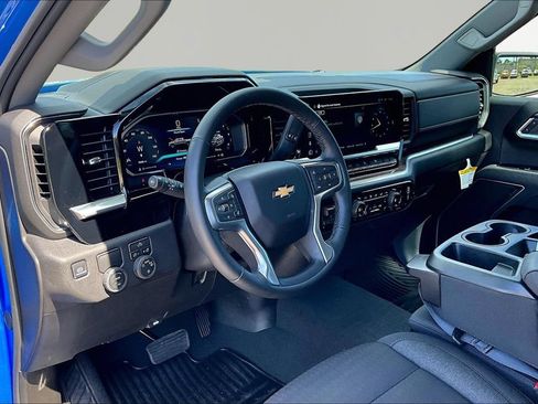 Used 2026 Chevrolet Silverado 1500 LT RWD image 14