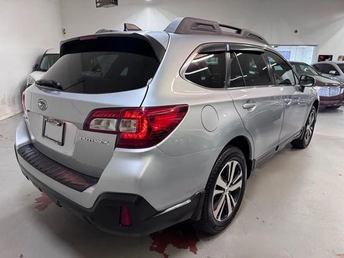 Used 2019 Subaru Outback 2.5i Limited w/ Popular Package #2 AWD/4WD image 3